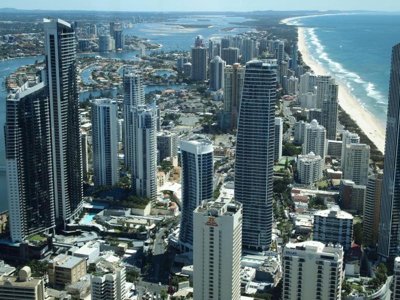 Appartamento Deluxe Chevron Renaissance Gold Coast Esterno foto